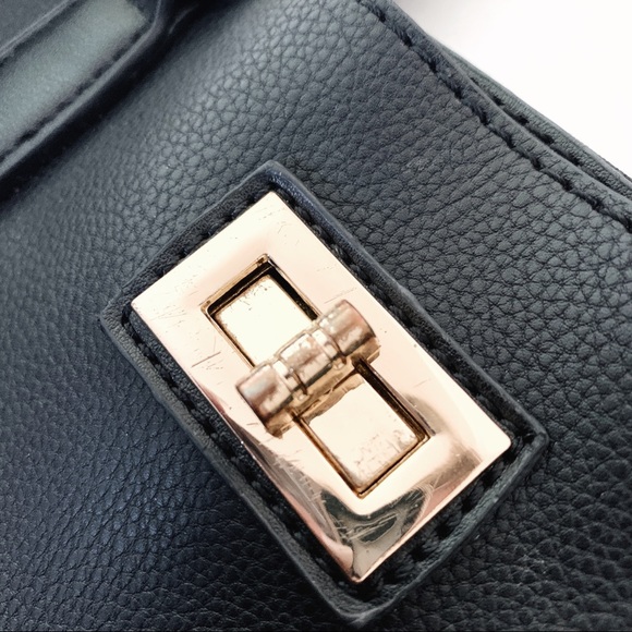 Black and Gold Faux Leather Purse - Picture 10 of 13